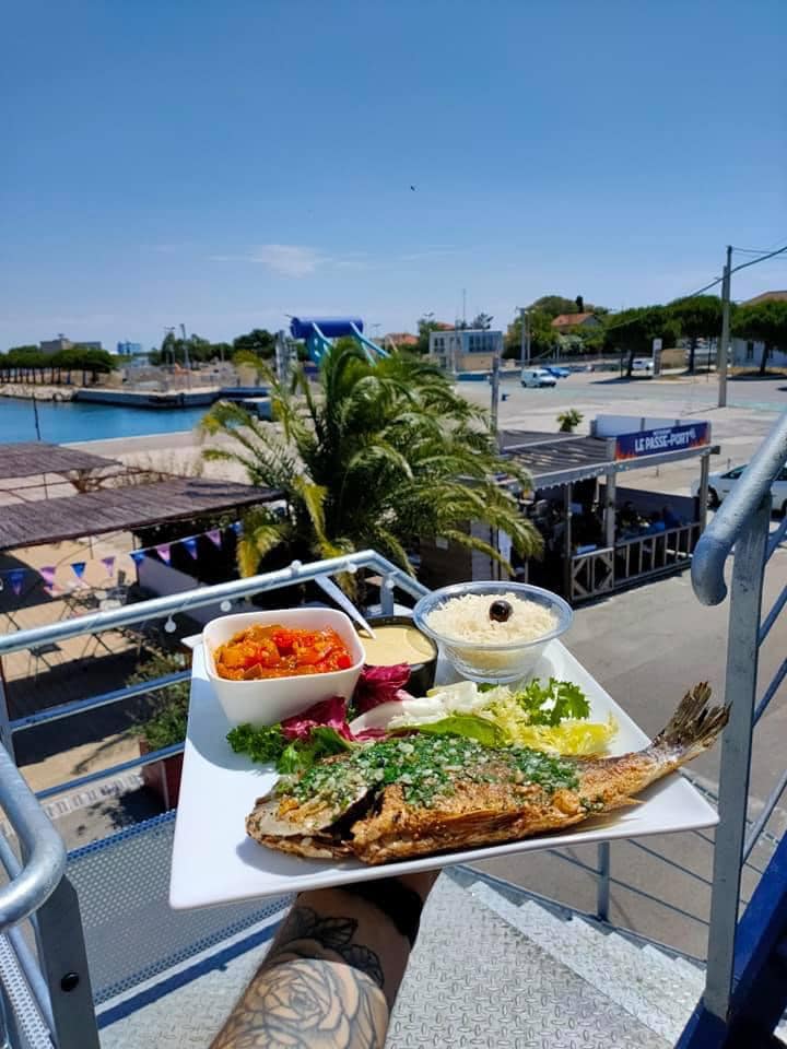 restaurant le passe port port saint louis du rhone le gabian 2