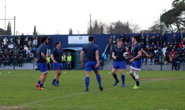 Léo Ametlla dans la mêlée avec l’équipe de France de rugby M18