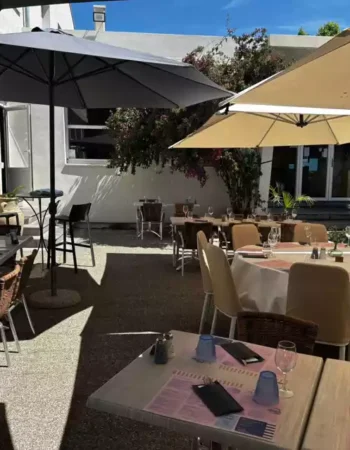 Hôtel-Restaurant La Plage – Port-Saint-Louis 3*