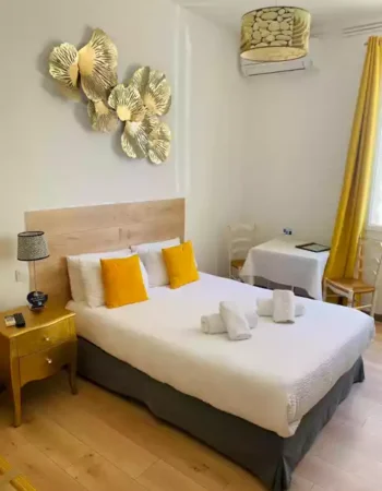Hôtel-Restaurant La Plage – Port-Saint-Louis 3*