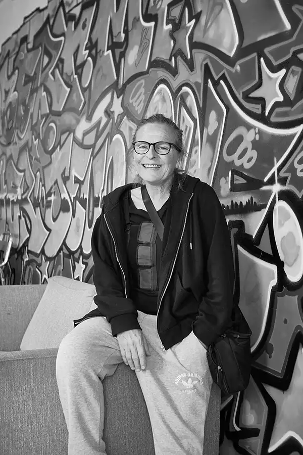 Fabien Burdino, photographe à Port-Saint-Louis-du-Rhône : un regard unique sur les Saint-Louisiennes 5 port-saint-louis-femme