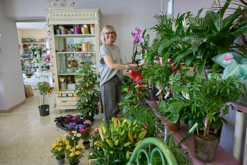 À Fleur de Pot : Quand la passion des fleurs rencontre l’accueil à Port-Saint-Louis-du-Rhône 4 fleuriste a fleur de pot port saint louis 3