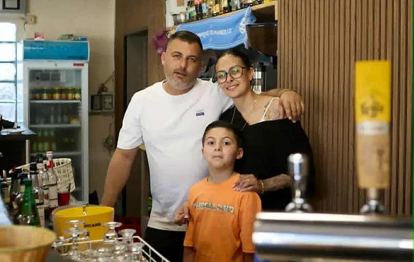 Le Café des Pins à Port-Saint-Louis-du-Rhône : une nouvelle dynamique portée par Anthony et Sarah 1 brasserie des pins port saint louis du rhone 10 copie
