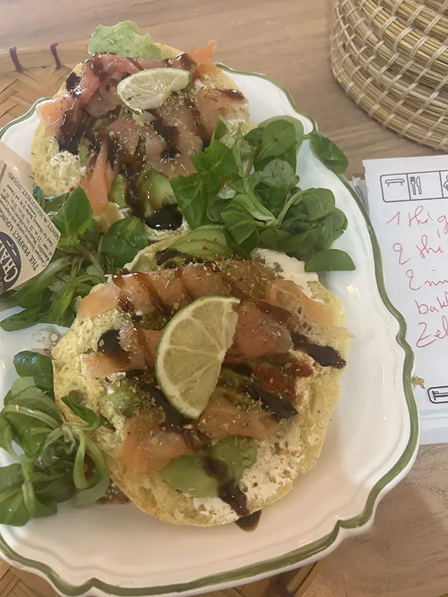Mayah Coffee à Port-Saint-Louis-du-Rhône : une pause gourmande et conviviale à toute heure de la journée 10 mayah coffee menu port saint louis 2 copie