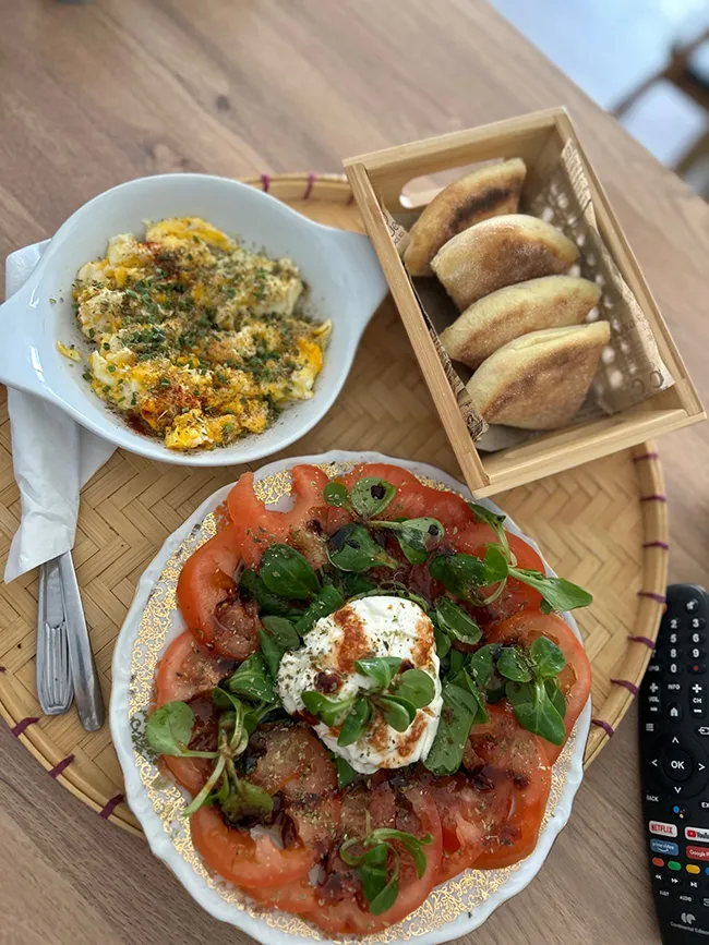 Mayah Coffee à Port-Saint-Louis-du-Rhône : une pause gourmande et conviviale à toute heure de la journée 5 mayah coffee menu port saint louis 4 copie
