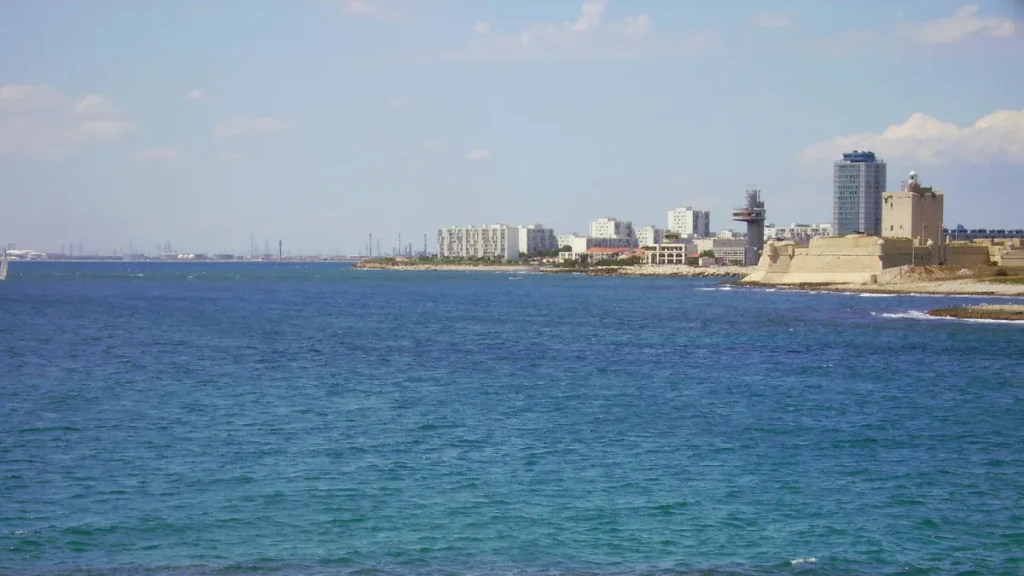 Port-de-Bouc vu depuis le cap Lavéra