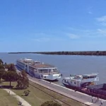 Vue de Port-Saint-Louis-du-Rhône, où la récolte des coquillages de l'anse de Carteau Sud est suspendue